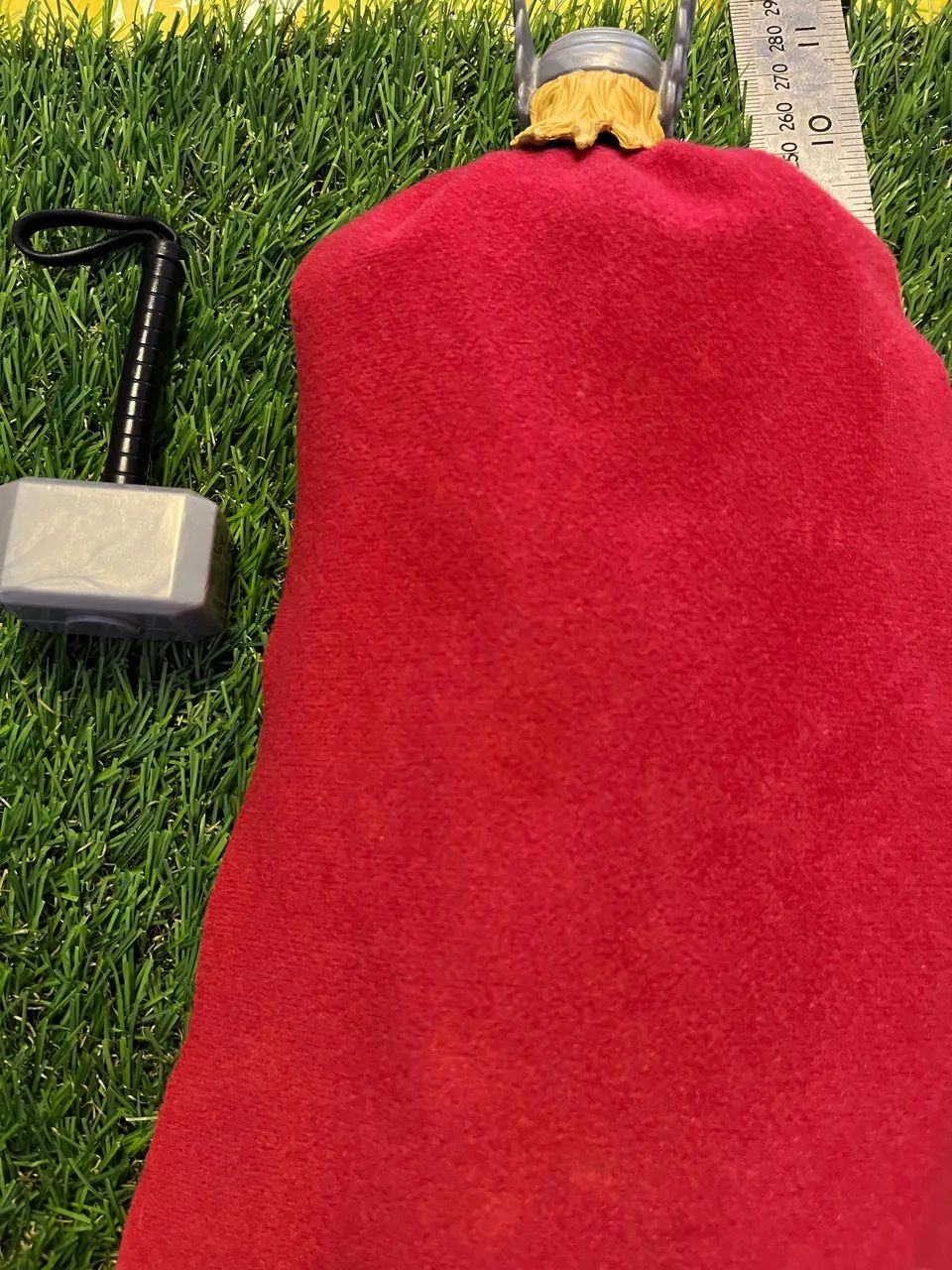 Thor, da Marvel, com seu martelo Mjölnir - Foto 6