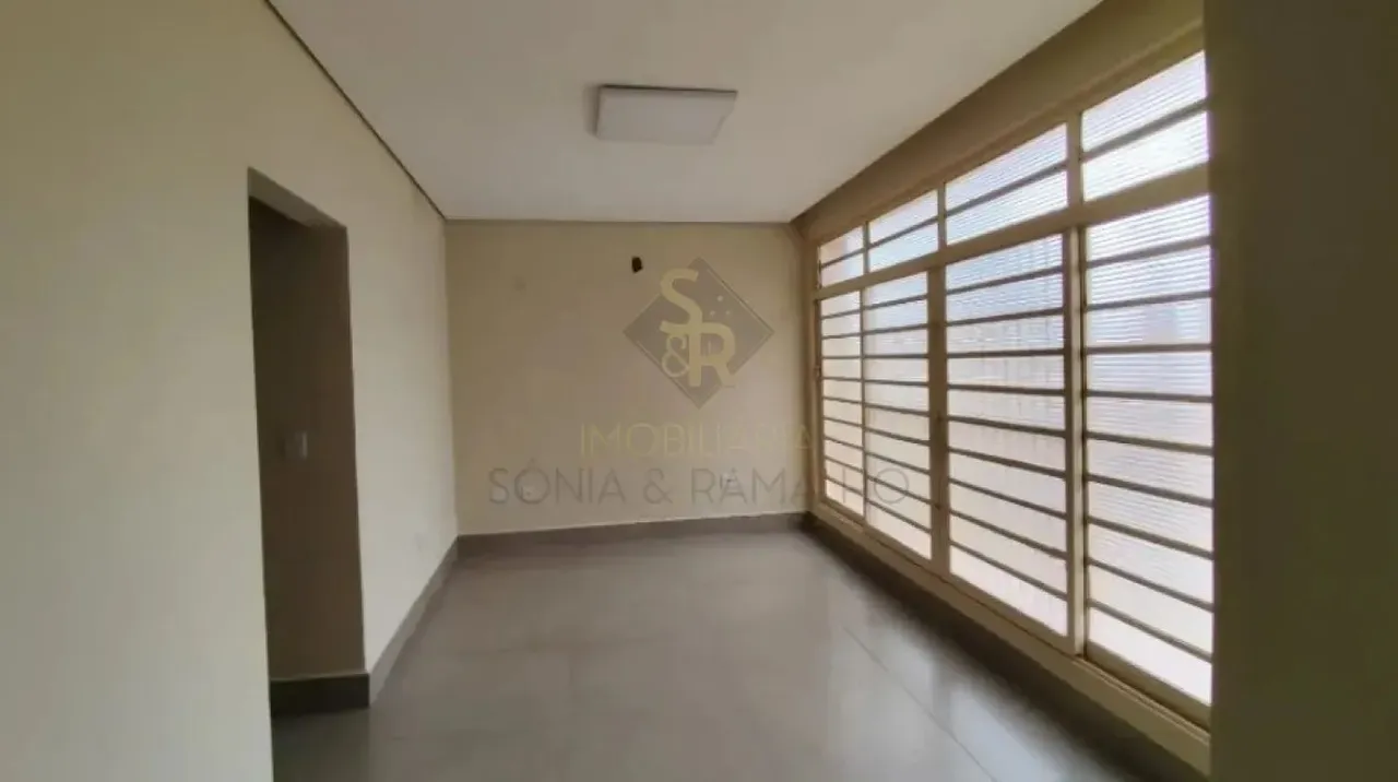 Imóvel Comercial para Locação no Bairro Jardim Macedo, em Ribeirão Preto SP