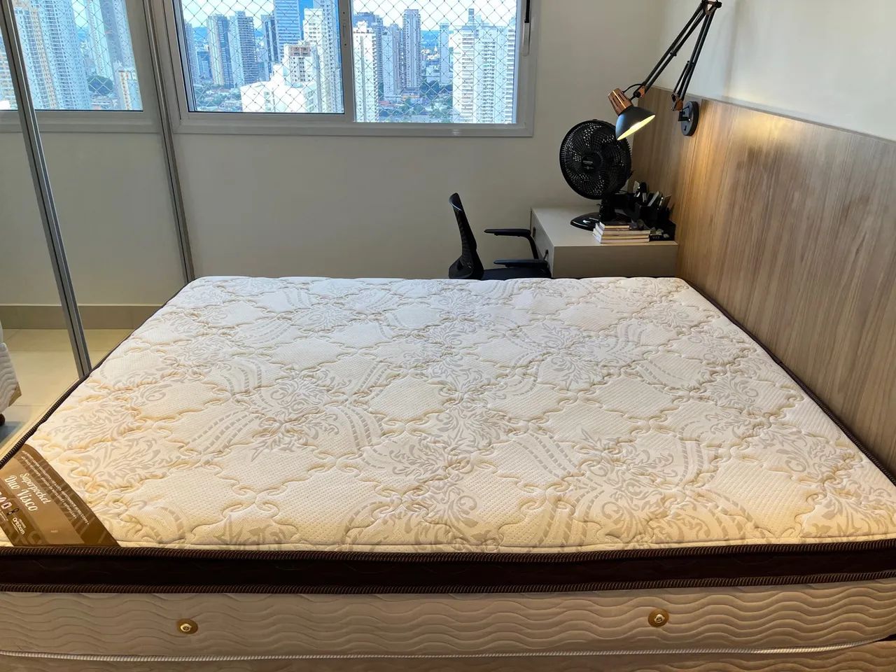Cama Box Queen + Base Queen  + 2 Travesseiros de Fibra siliconizada - Foto 3