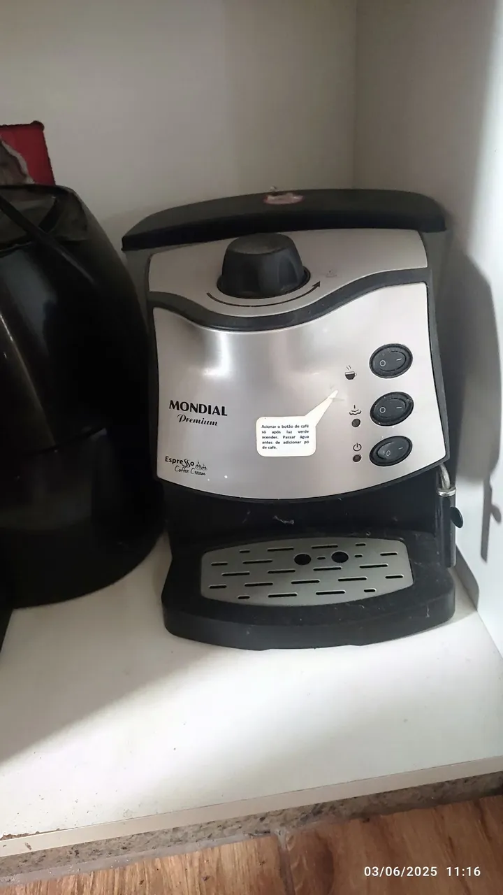Cafeteira Espresso Mondial Premium