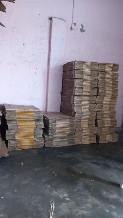 Caixa de papelao tamanho 35x23x23 - Foto 2