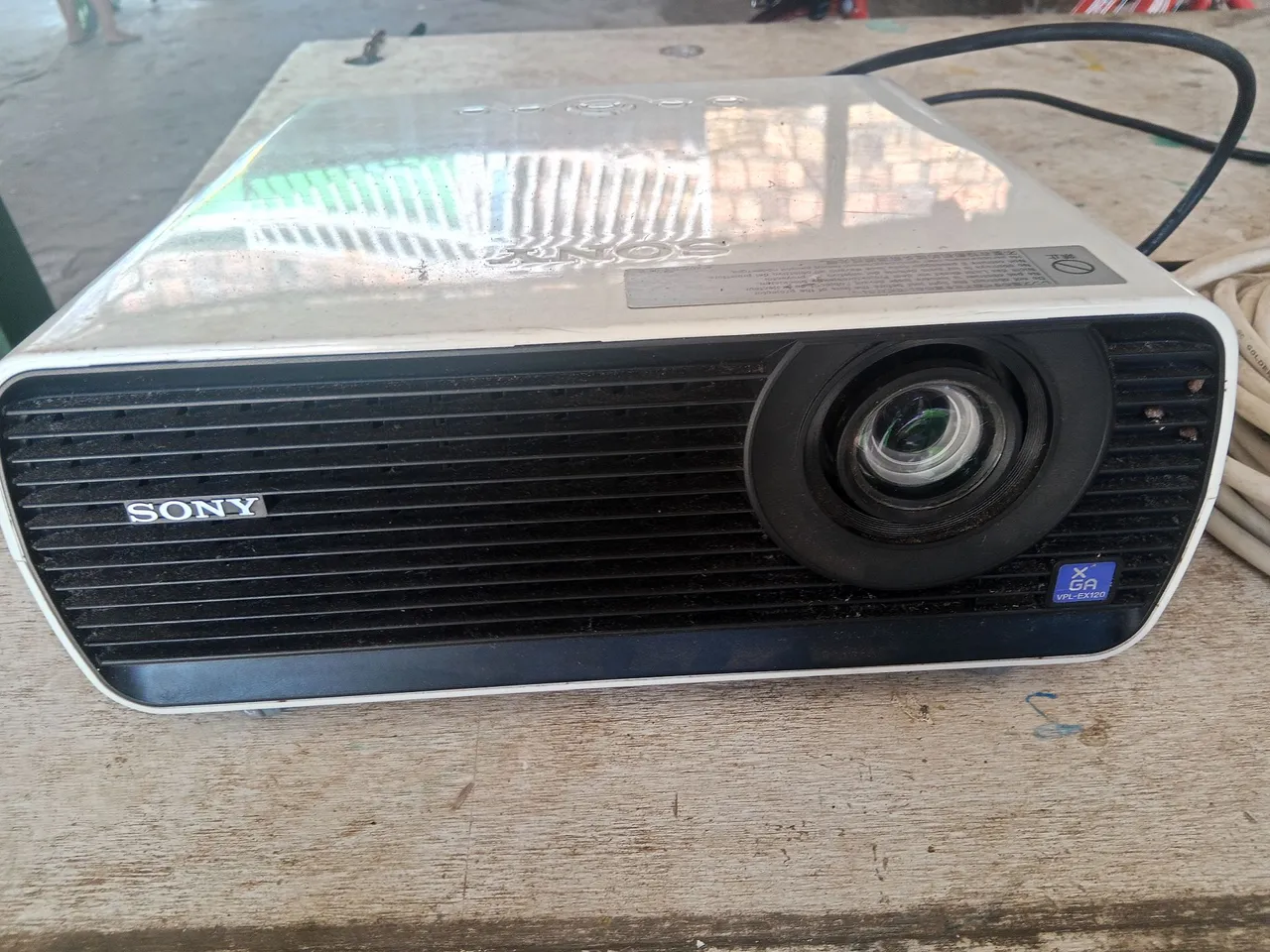 Projetor Sony VPL-EX120