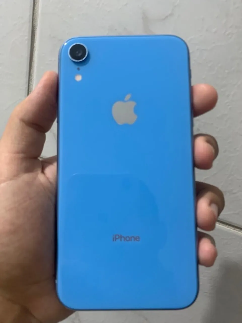 iPhone XR vendo/troco em outro celular com volta.