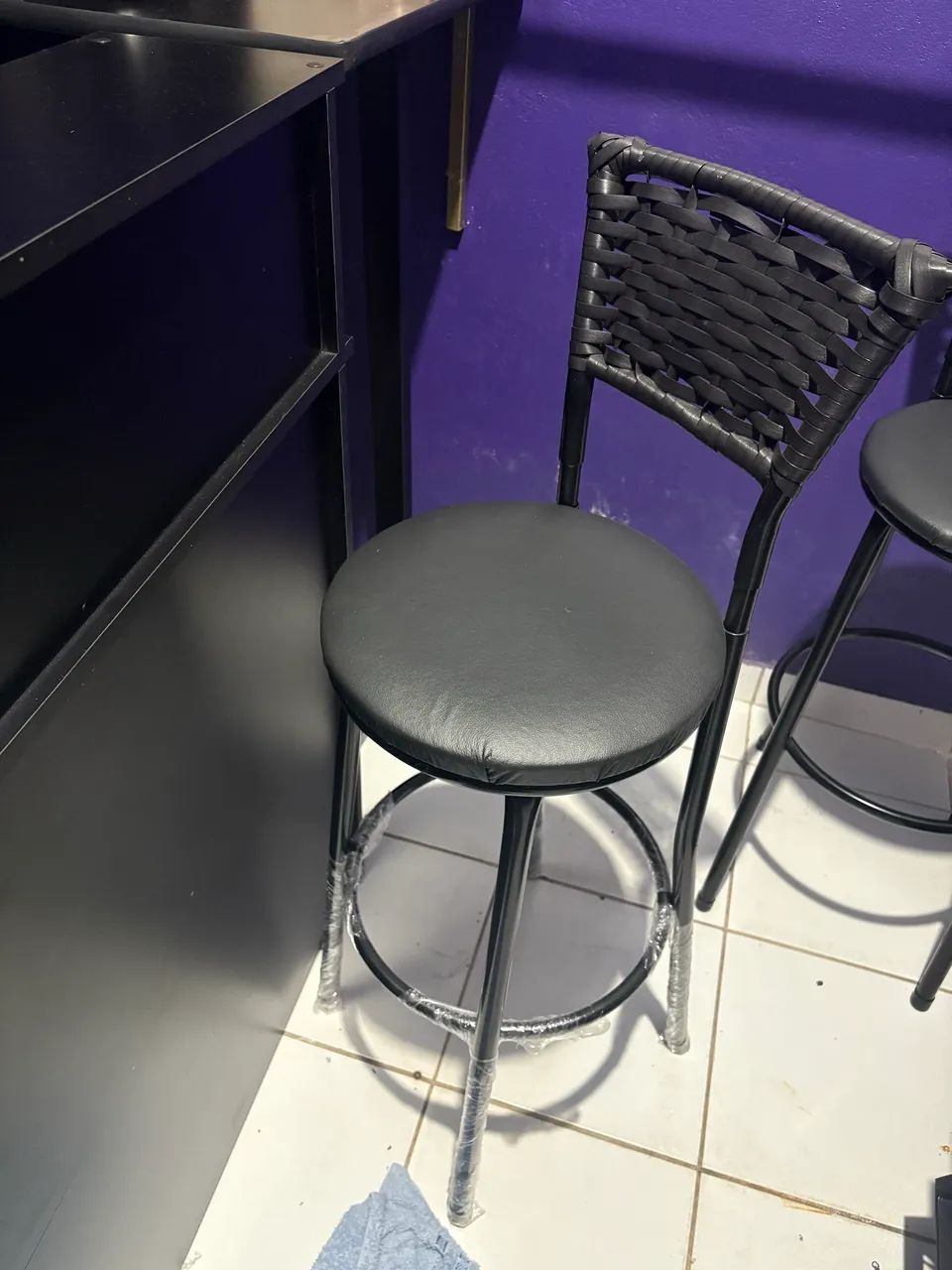 Vendo banquetas 130 cada - Foto 2