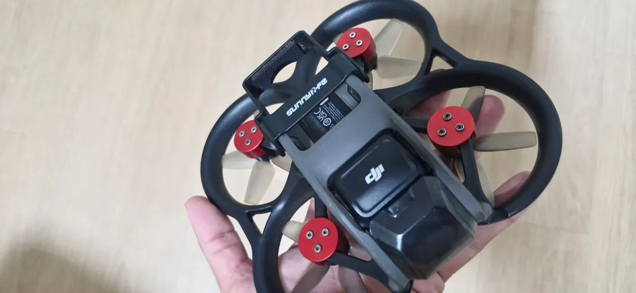 Drone DJI Avata - Fly More Combo - Foto 3