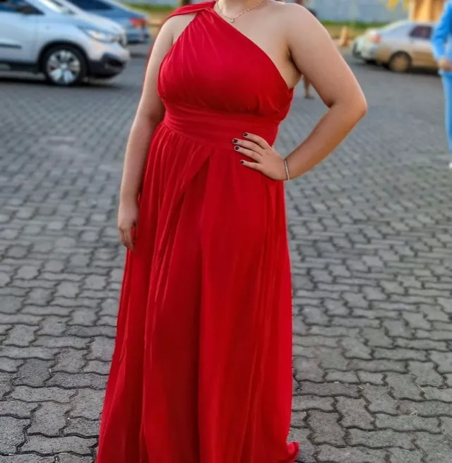 Vestido para casamento, mula manca, vermelho.