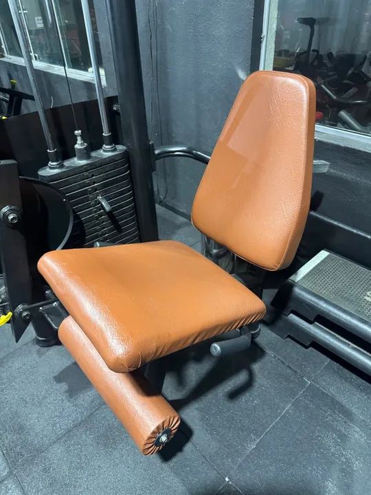 Cadeira Extensora! Pintura e estofado Novo! - Foto 6