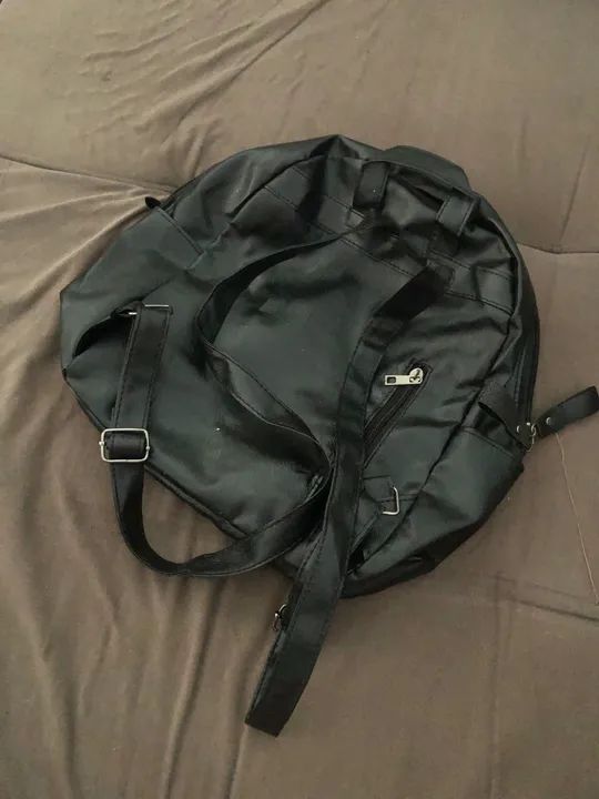 Mini mochila preta - Foto 2