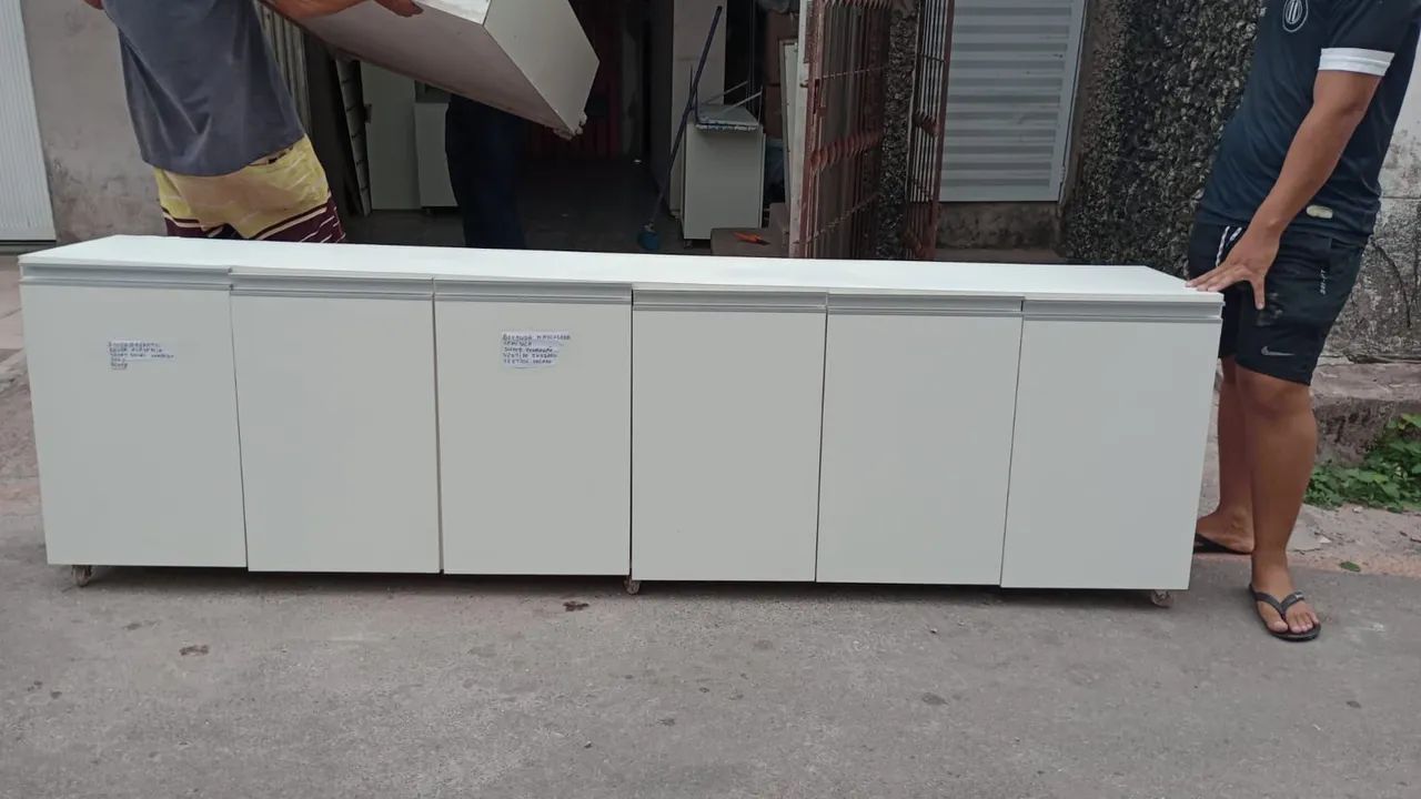 Armário de parede branco com prateleiras  - Foto 3