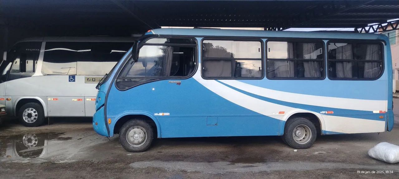 Micro ônibus ideal para seus planos escolar,turismo, motorhome etc. - Foto 2