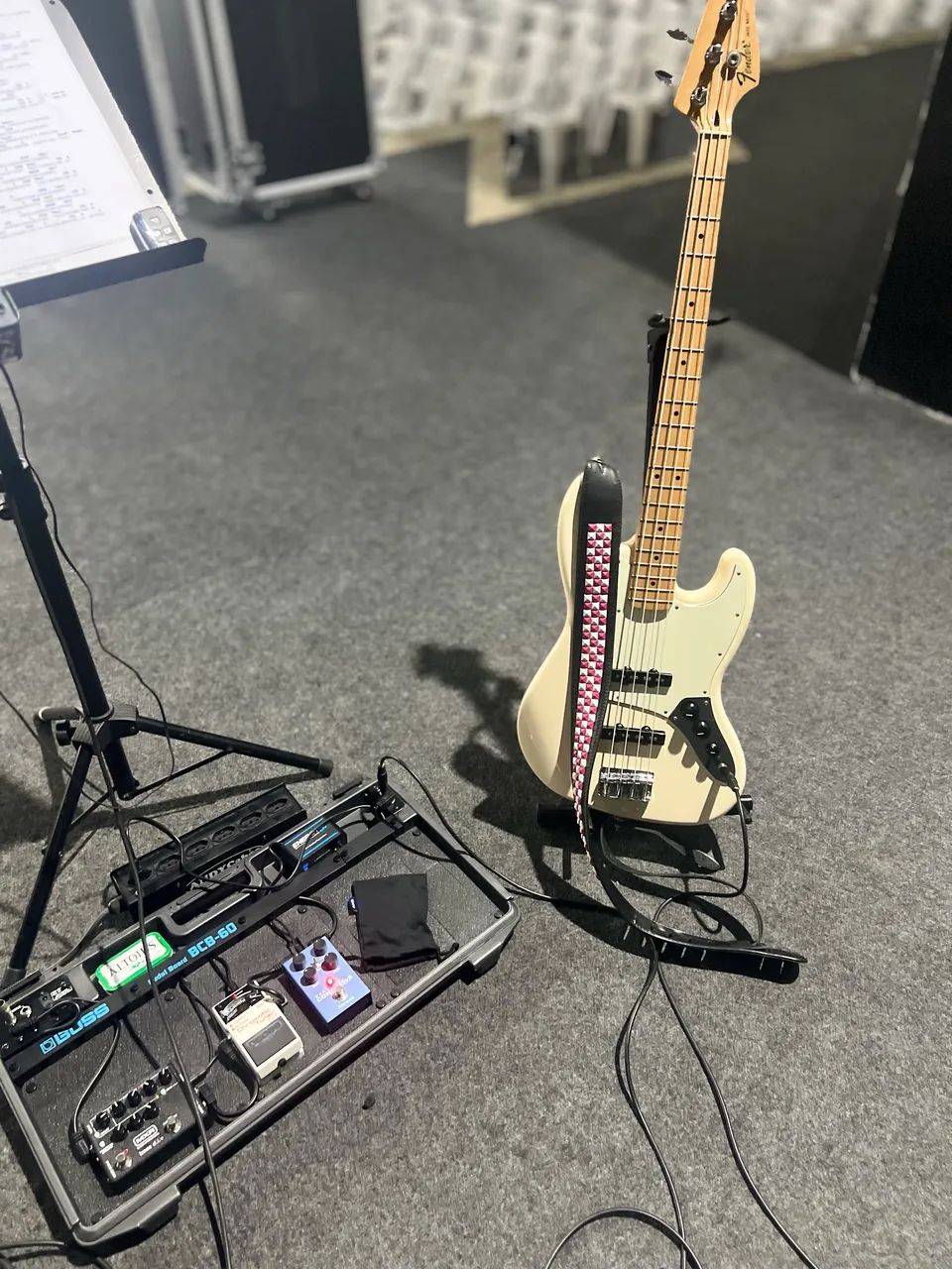 Pedal Mxr Bass D.i.+ M80 Dist. Preto 9v - Instrumentos musicais