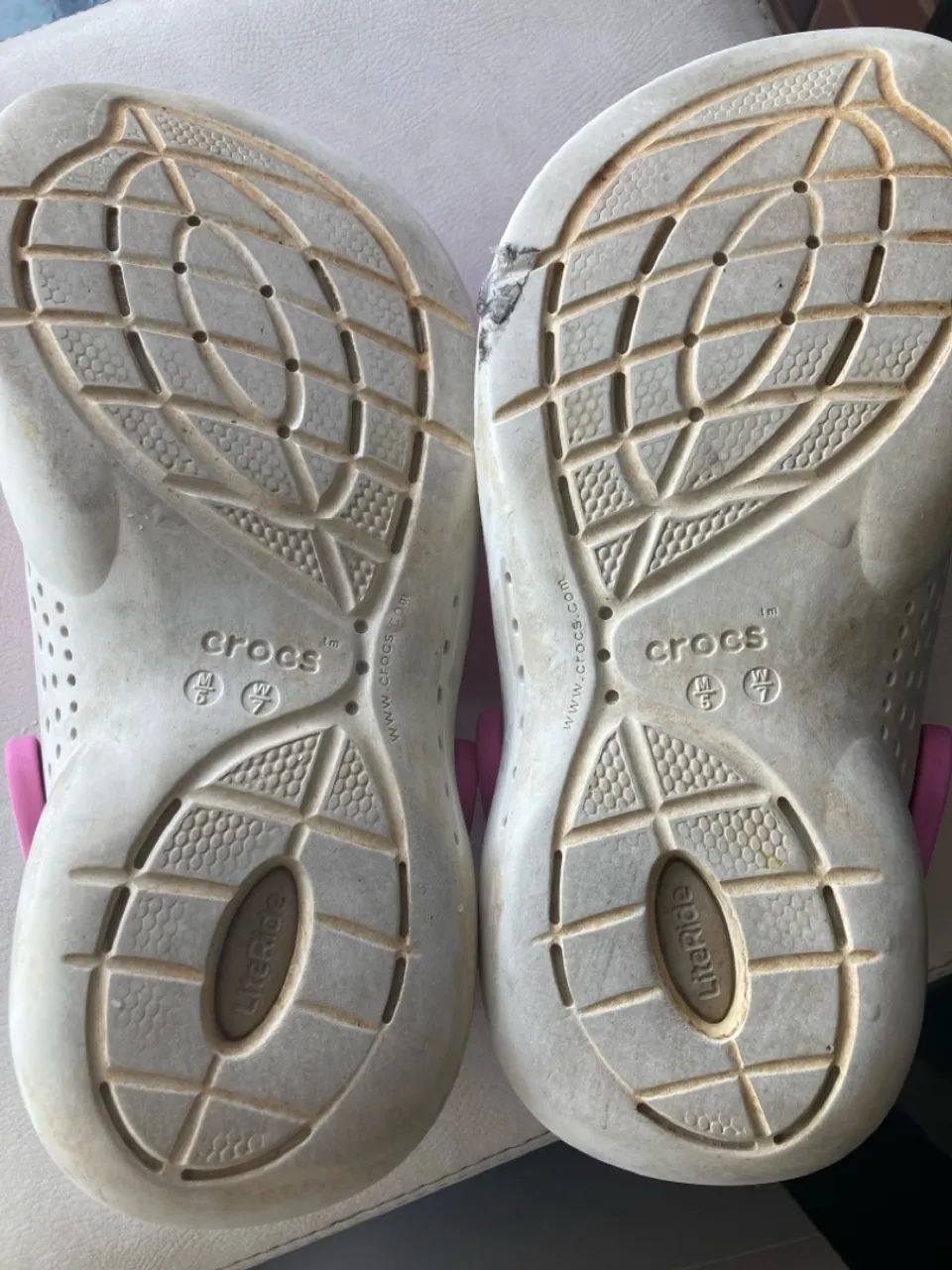 Sandálias Crocs Literide 360 Rosa  - Foto 3