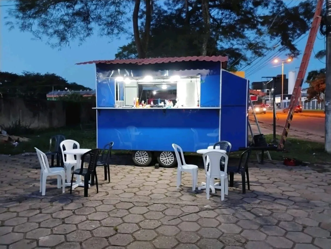 Food Truck Completo - Oportunidade Única!