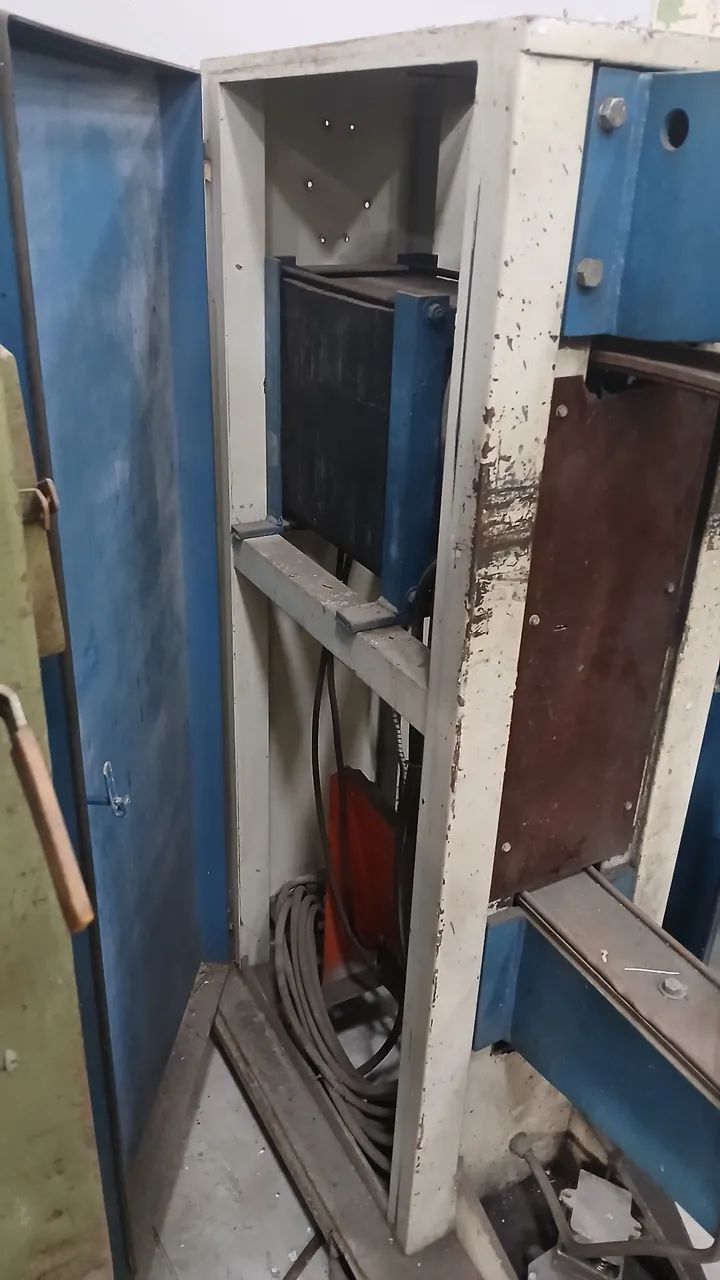 Solda ponto projeção 50kva 220v e 800mm de braço  - Foto 3