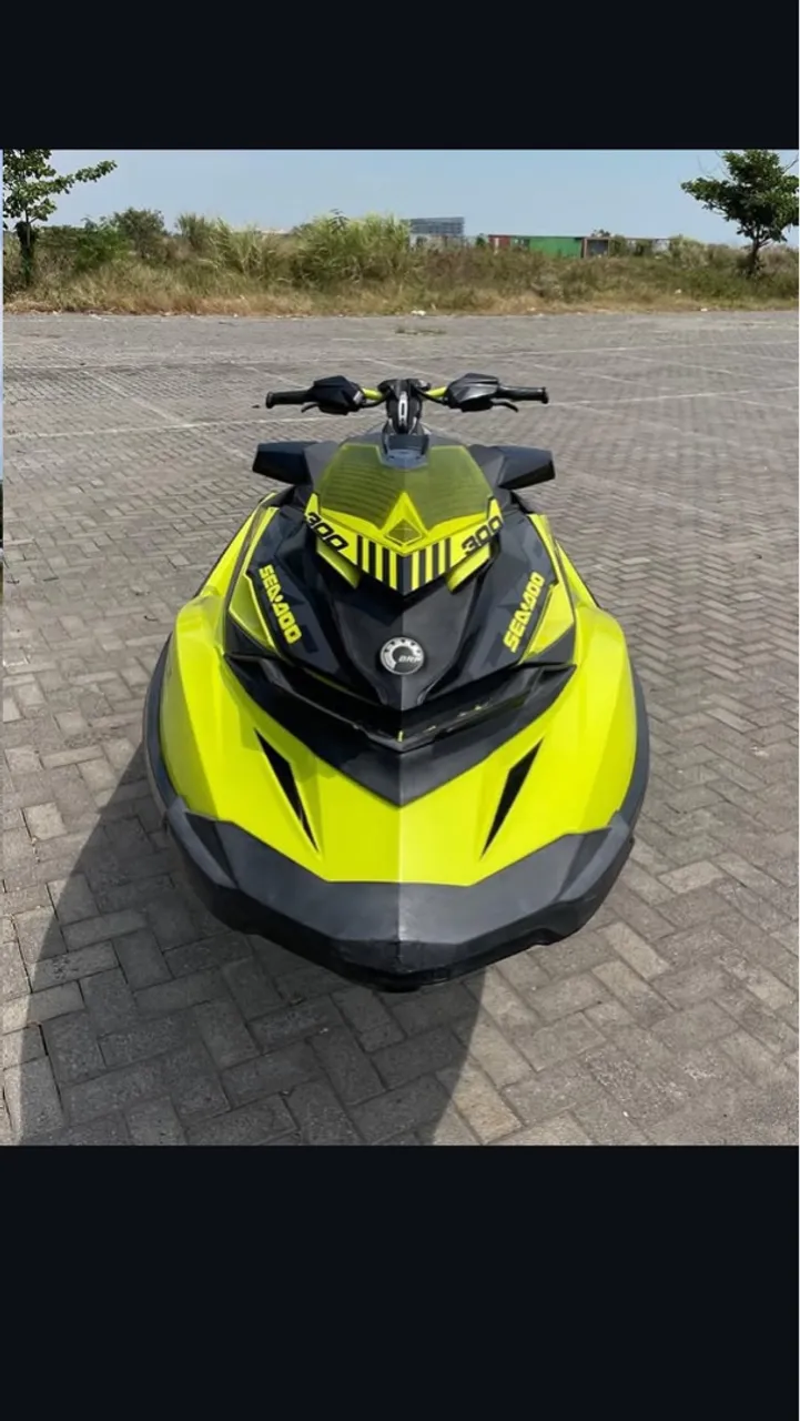 Jet Ski Sea-Doo 300