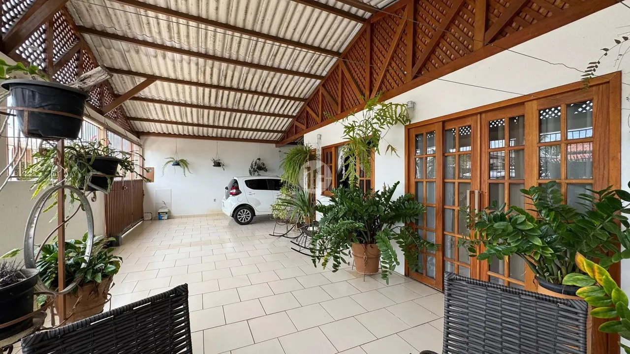 Imóvel para venda com 313 metros quadrados com 3 quartos em Conjunto Bela Vista - Rio Bran