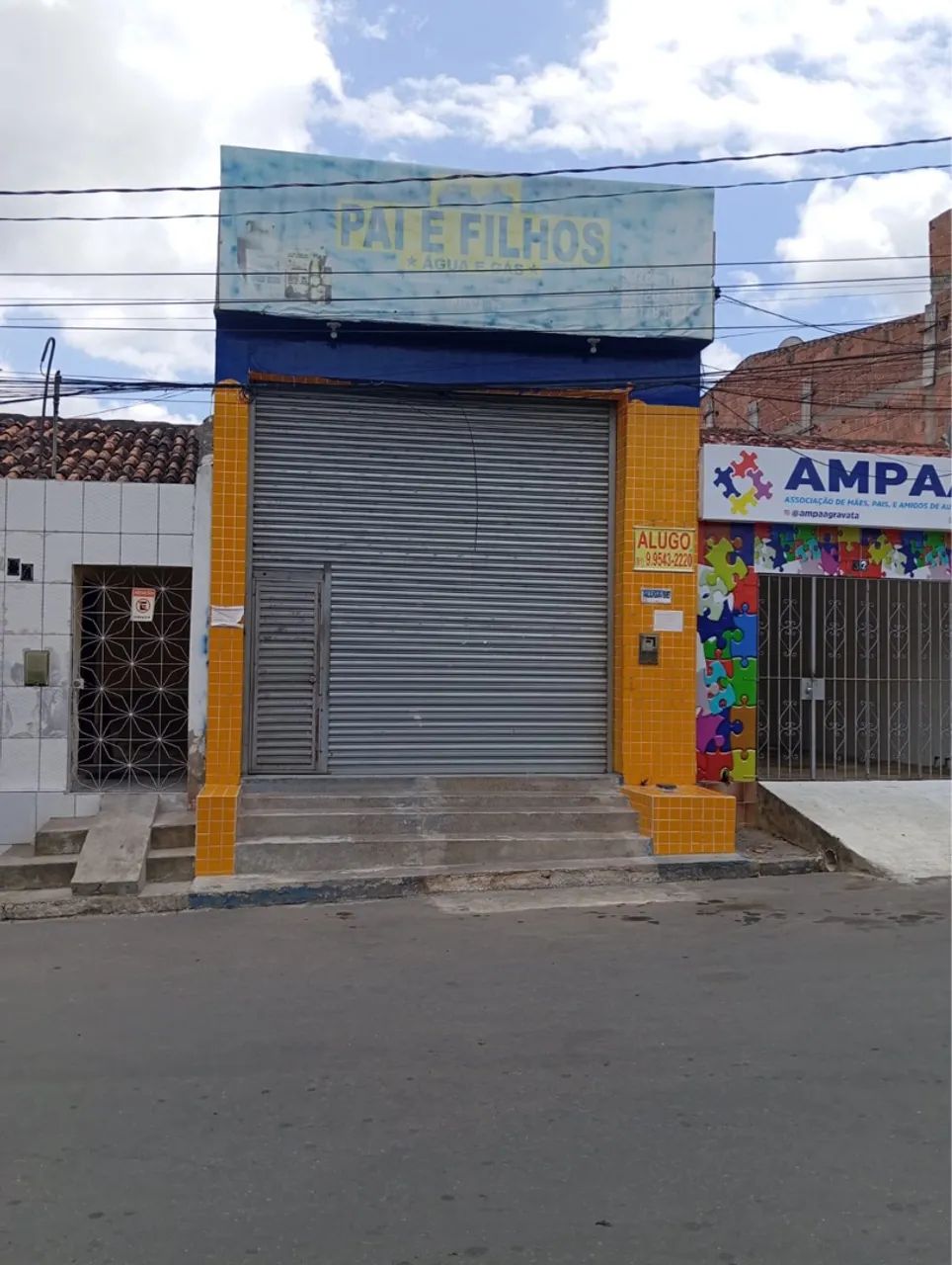 Alugo ponto comercial em Gravatá! (próximo ao centro)
