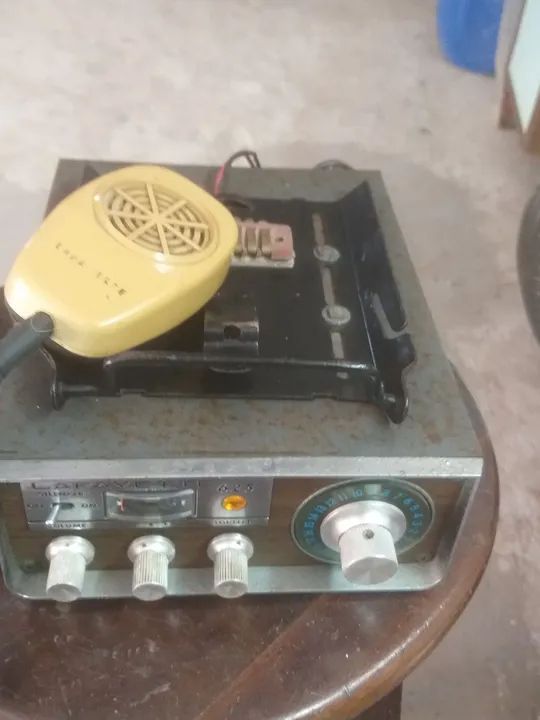 Rádio transmissor Lafayette PX - Foto 2