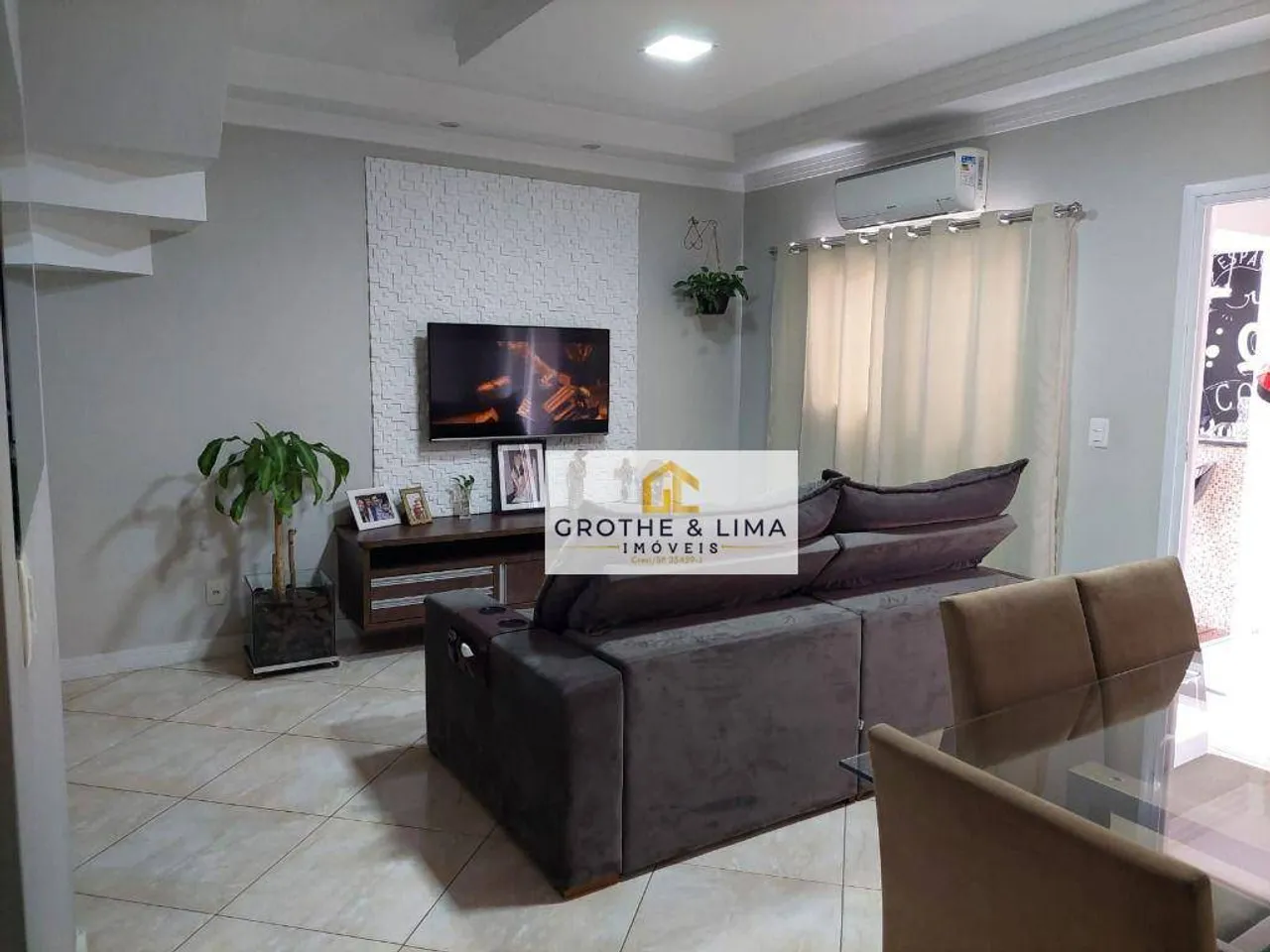 Casa - Condomínio Vert Ville - Jacareí - 3 Dormitórios - 88m²