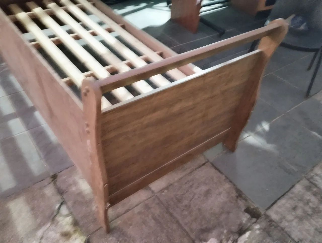Cama de madeira com estrado SOLTEIRO  - Foto 3
