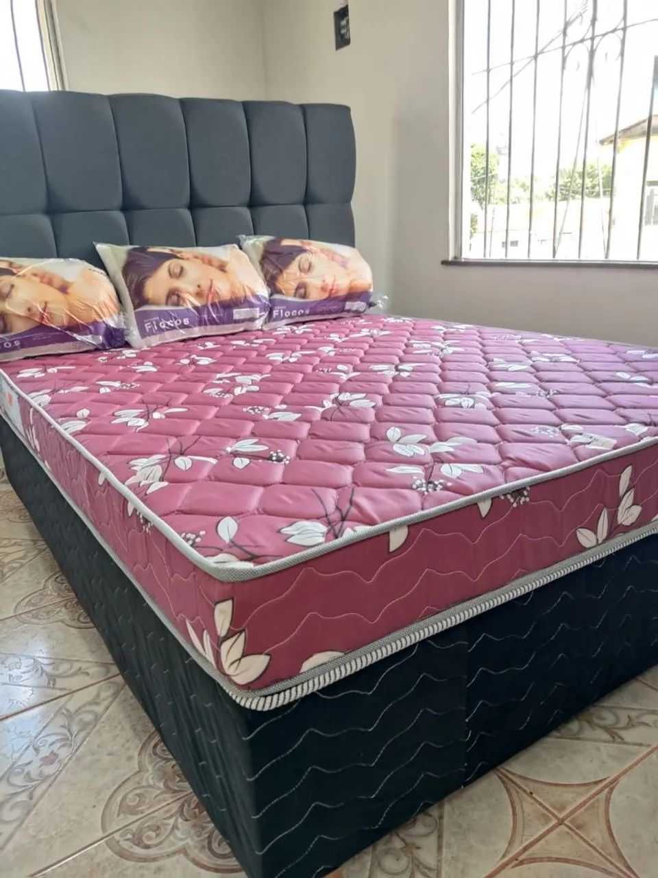 Cama Box Casal com Cabeceira e Colchão Floral - Foto 4