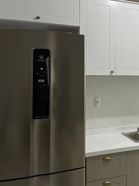 Geladeira inverter Electrolux - Nova - Foto 3