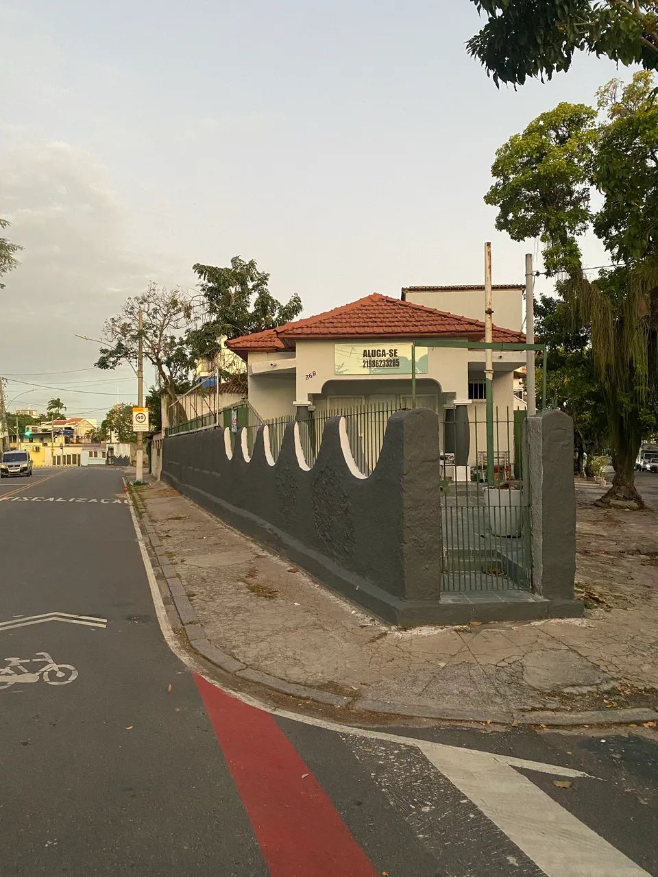 Imóvel Comercial em Ponto de Esquina