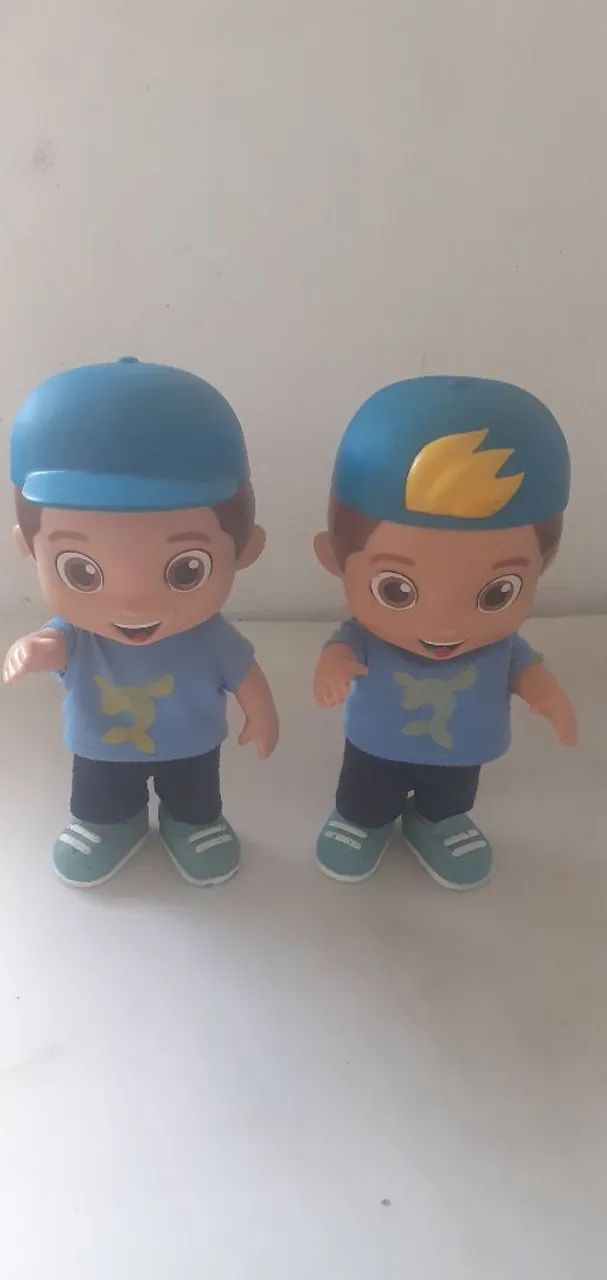 Bonecos do lucas Neto