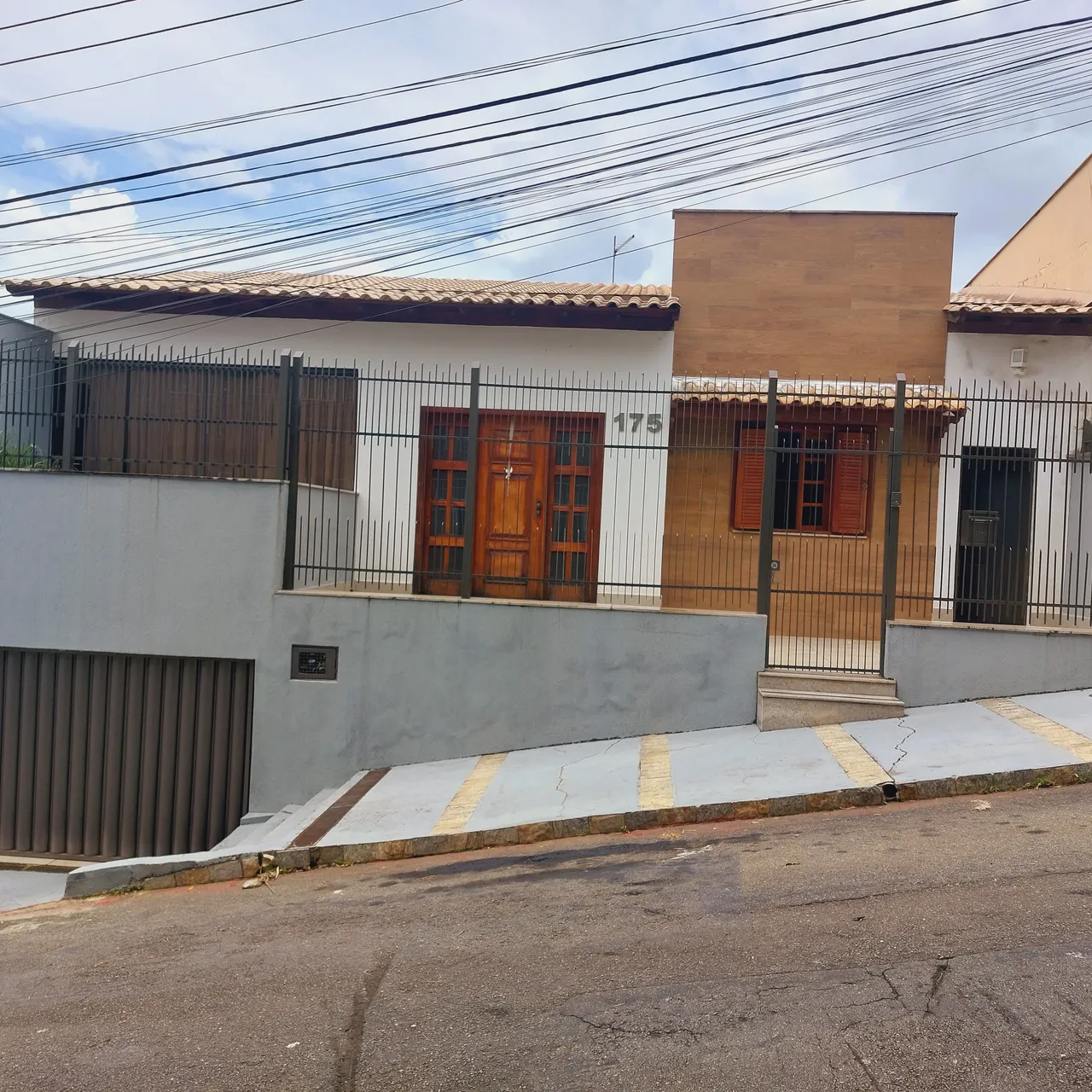 Casa à venda - bairro Paineiras