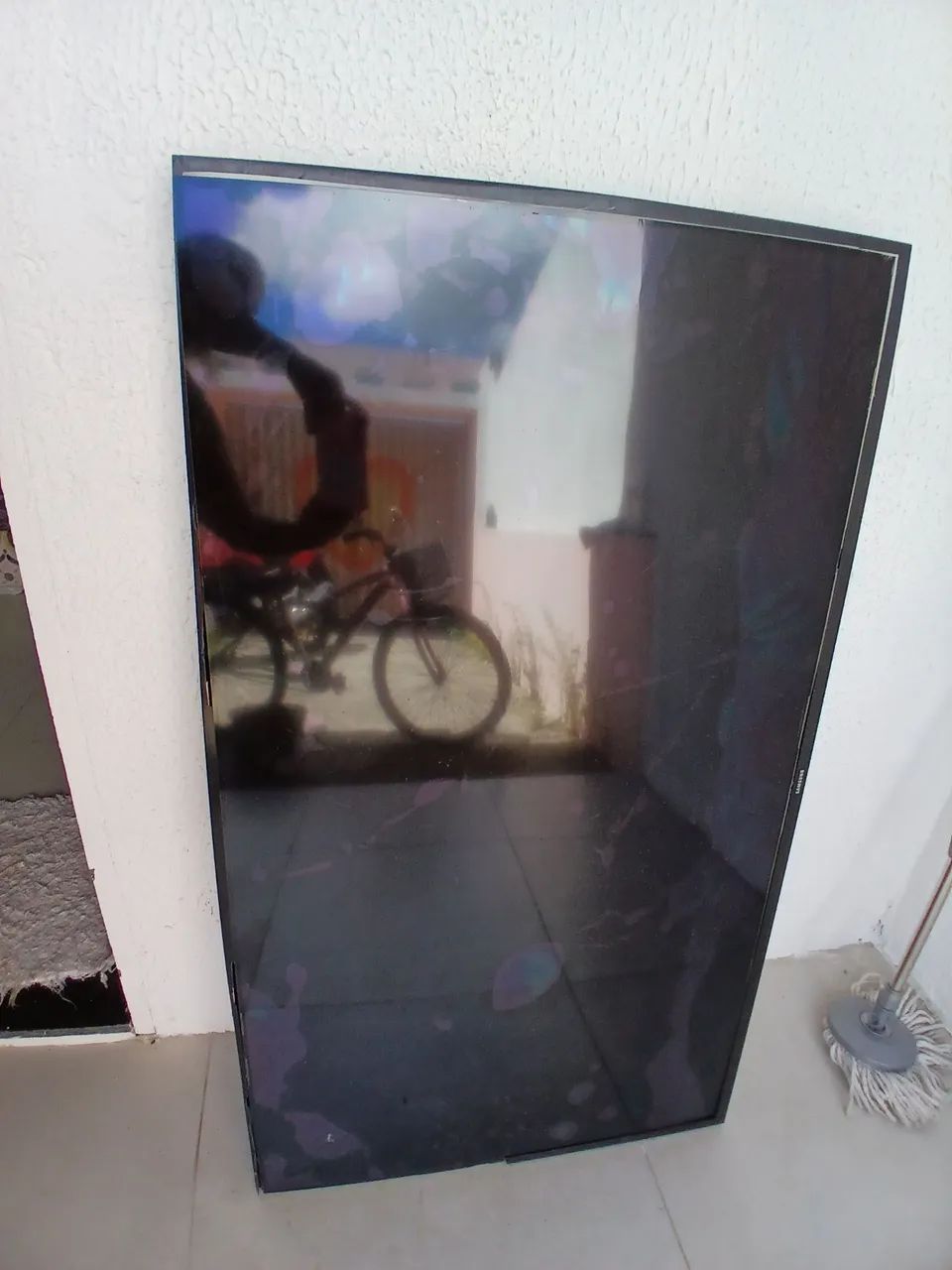TV Samsung 49 polegadas com defeito na tela