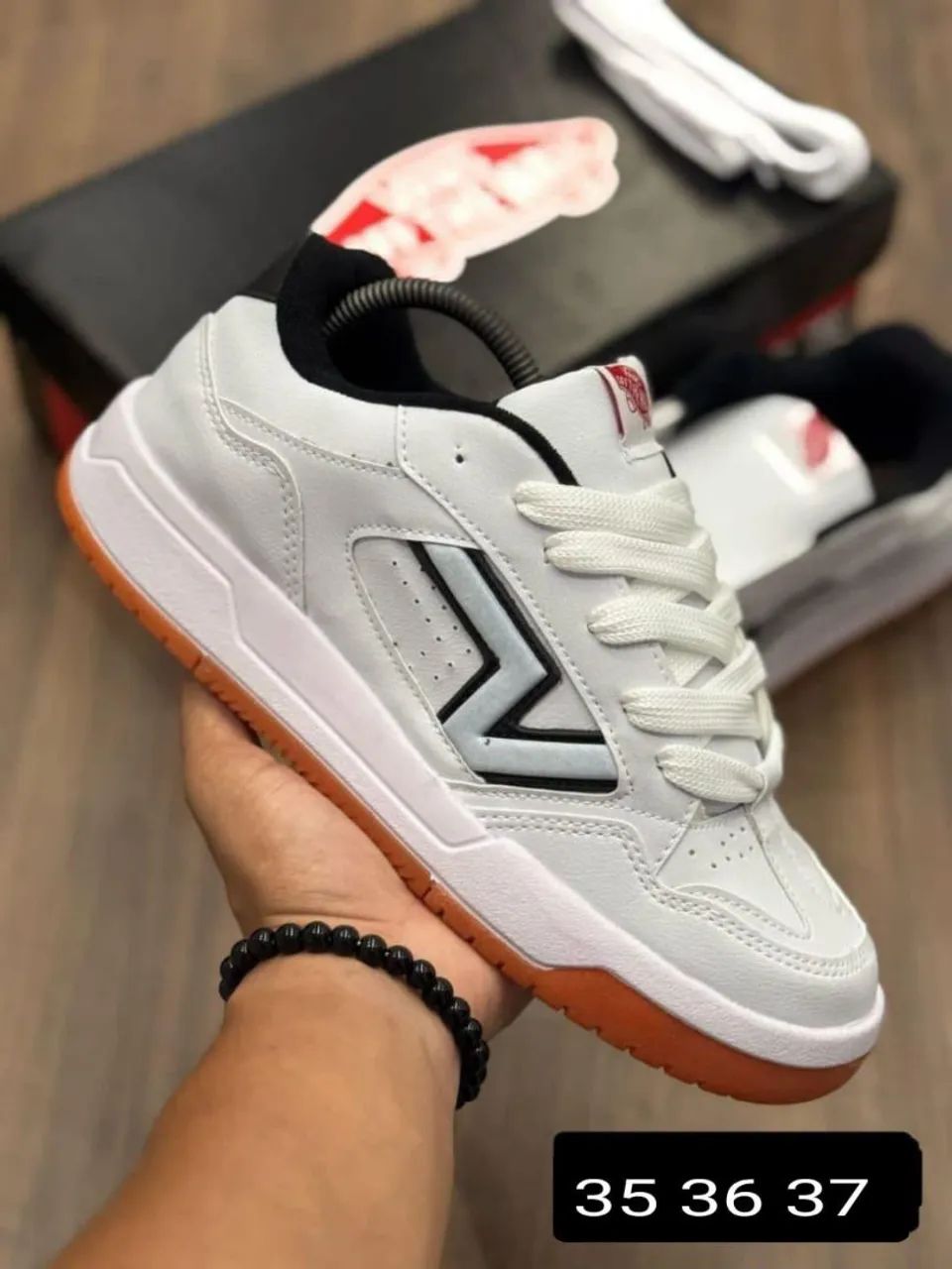 Temos vans 64293288139778121