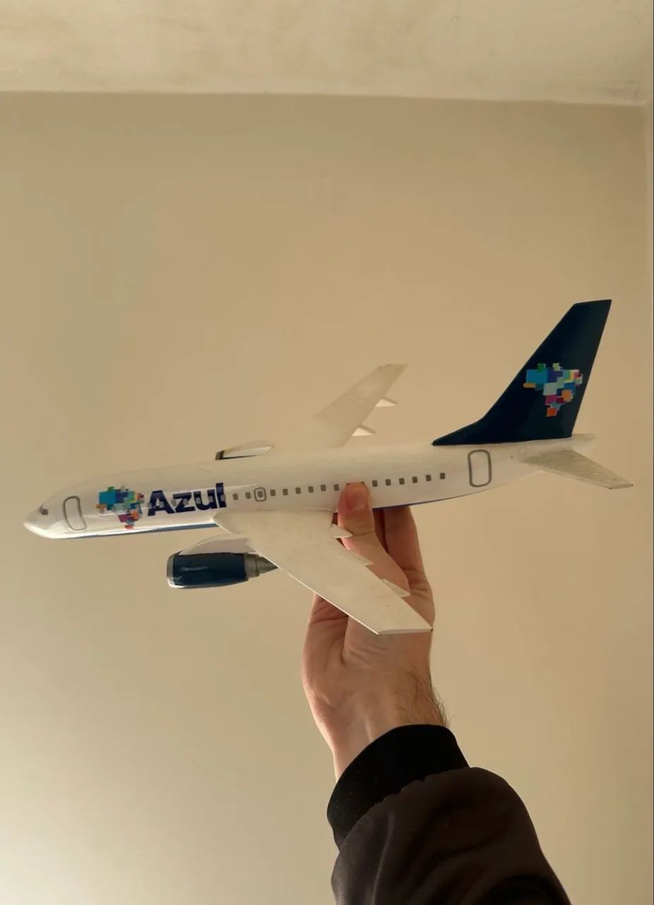 avião da Azul Linhas Aéreas - maquete/miniatura grande