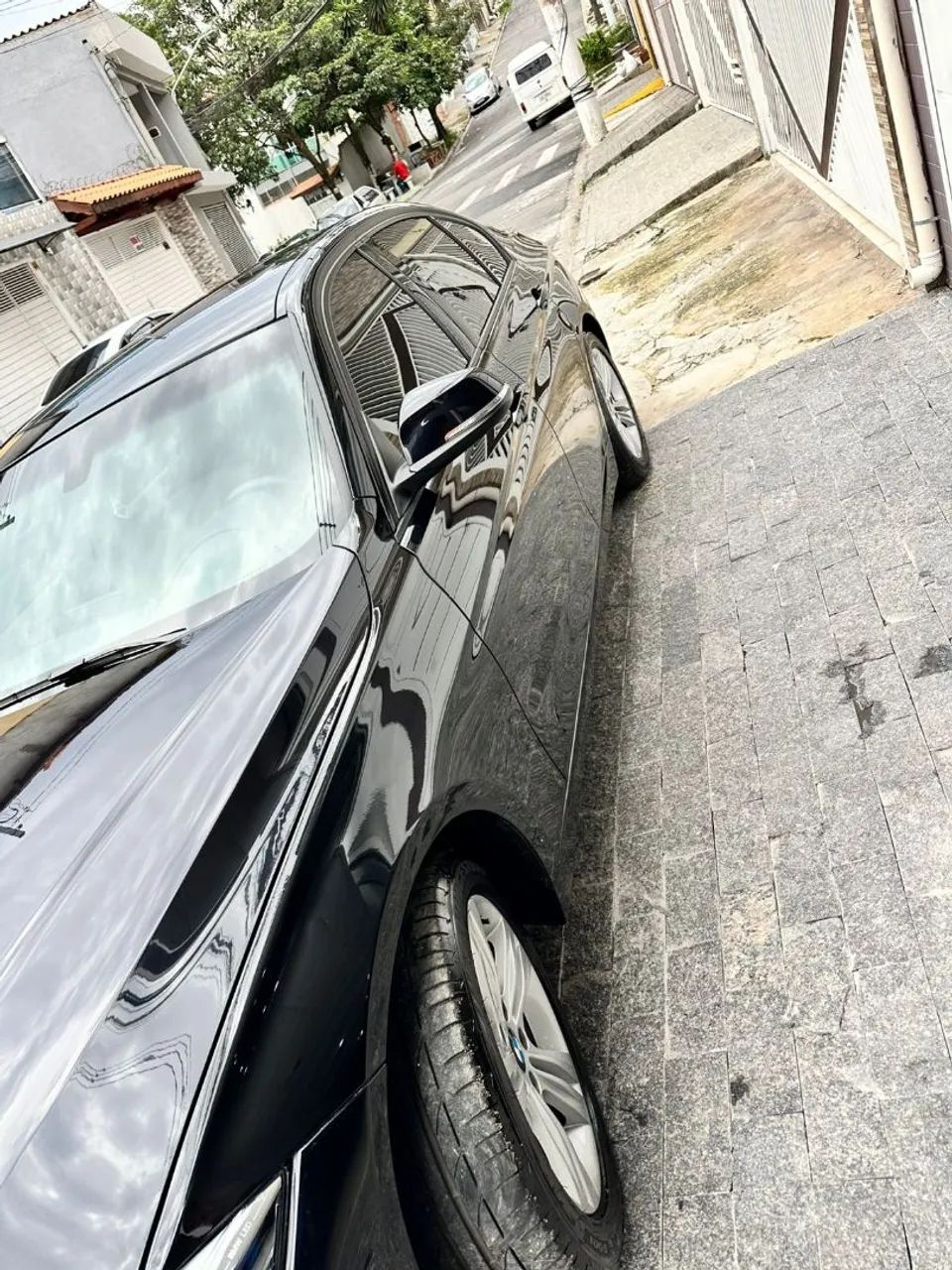 BMW 320i  - Foto 2