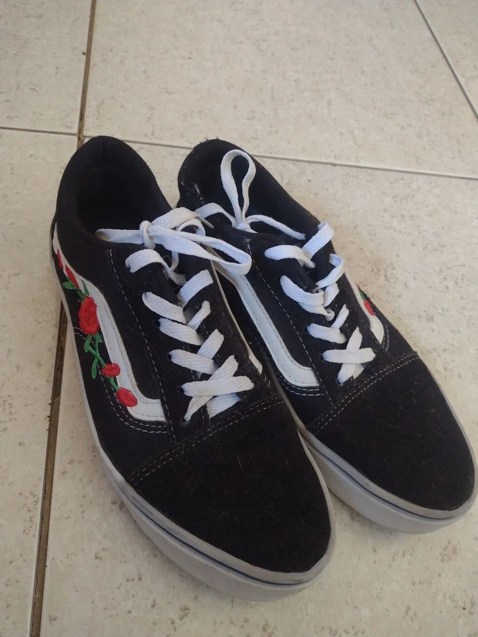 Zapatos TÃªnis Da Vans Com Flor Vans Floral Vans Preto Com Rosas