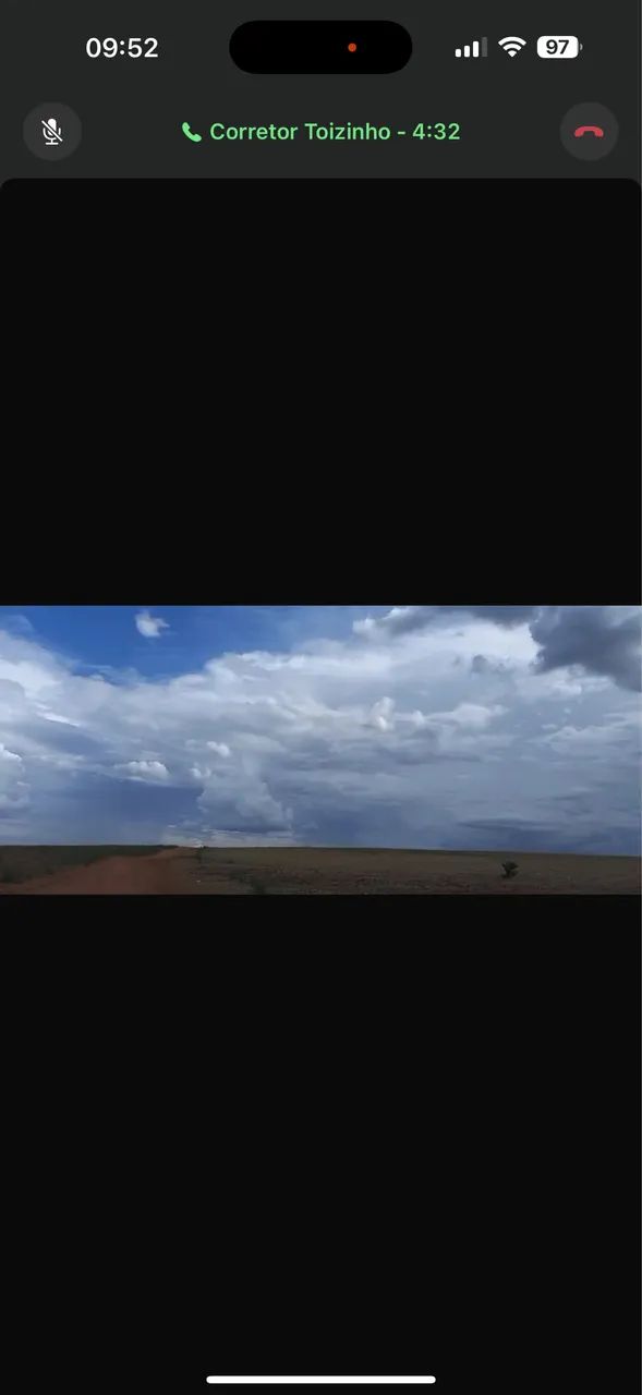 Fazenda em campo florido  - Foto 2