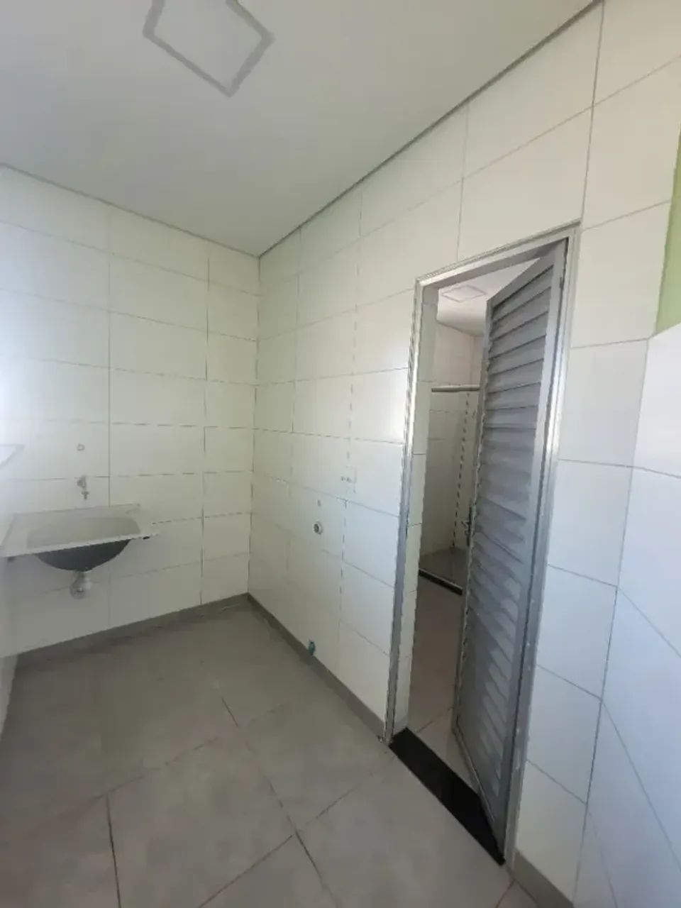 UMA LINDA CASA NO CENTRO DA CIDADE!!! - Foto 2