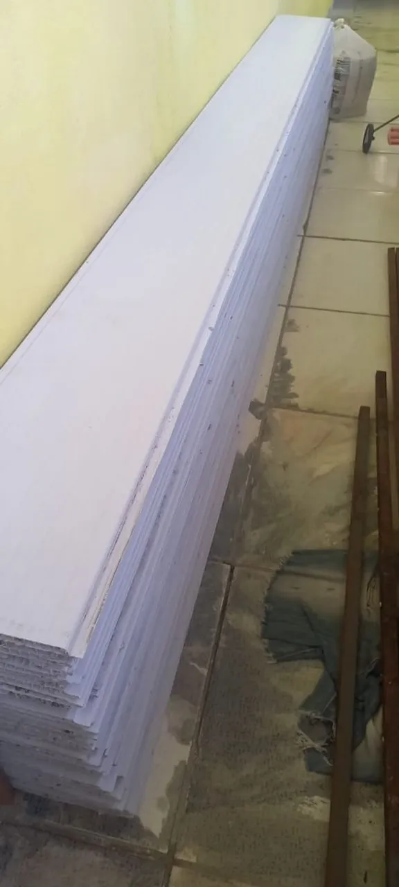 Placas de revestimento branco