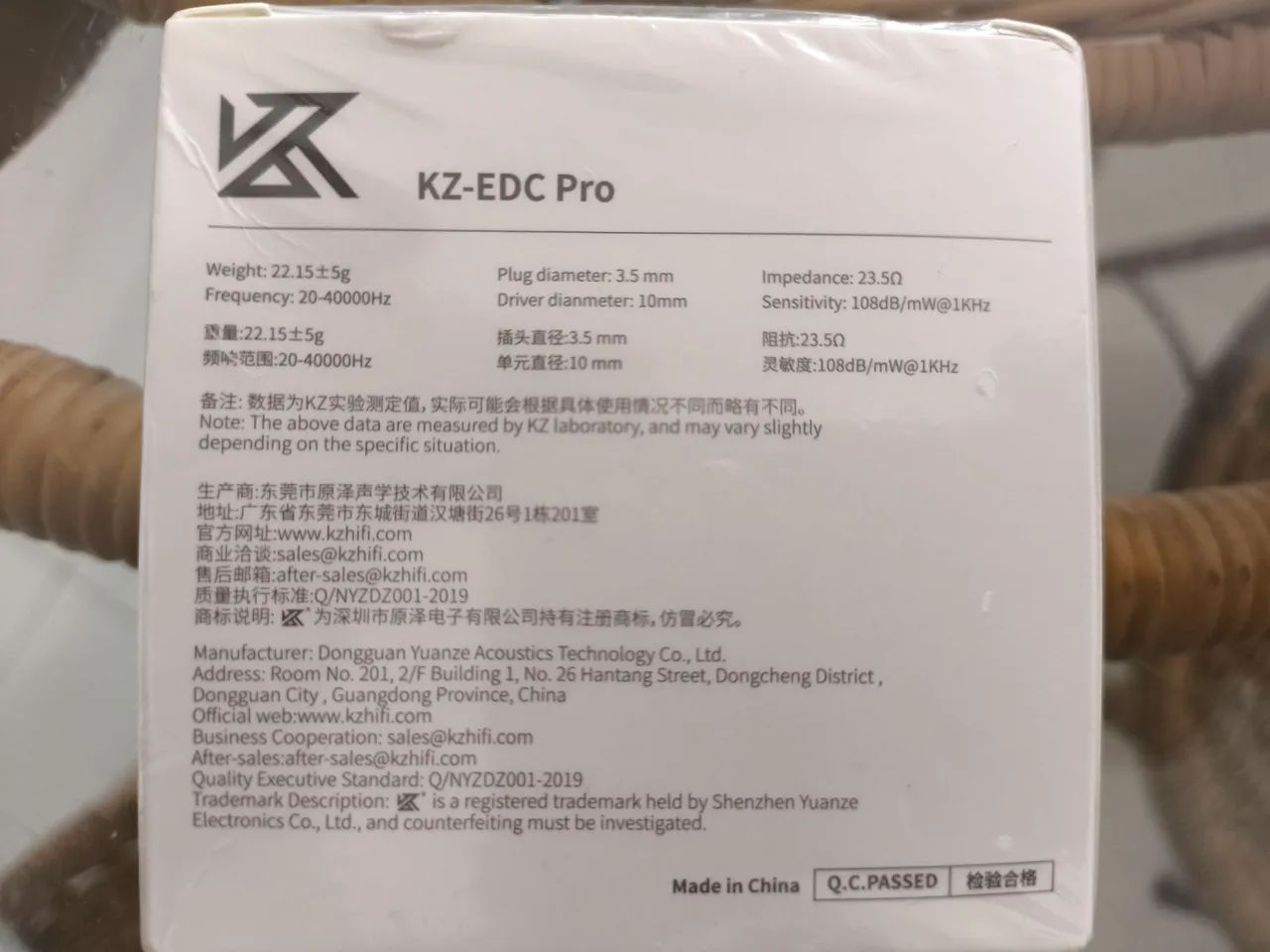 KZ-EDC Pro com microfone 