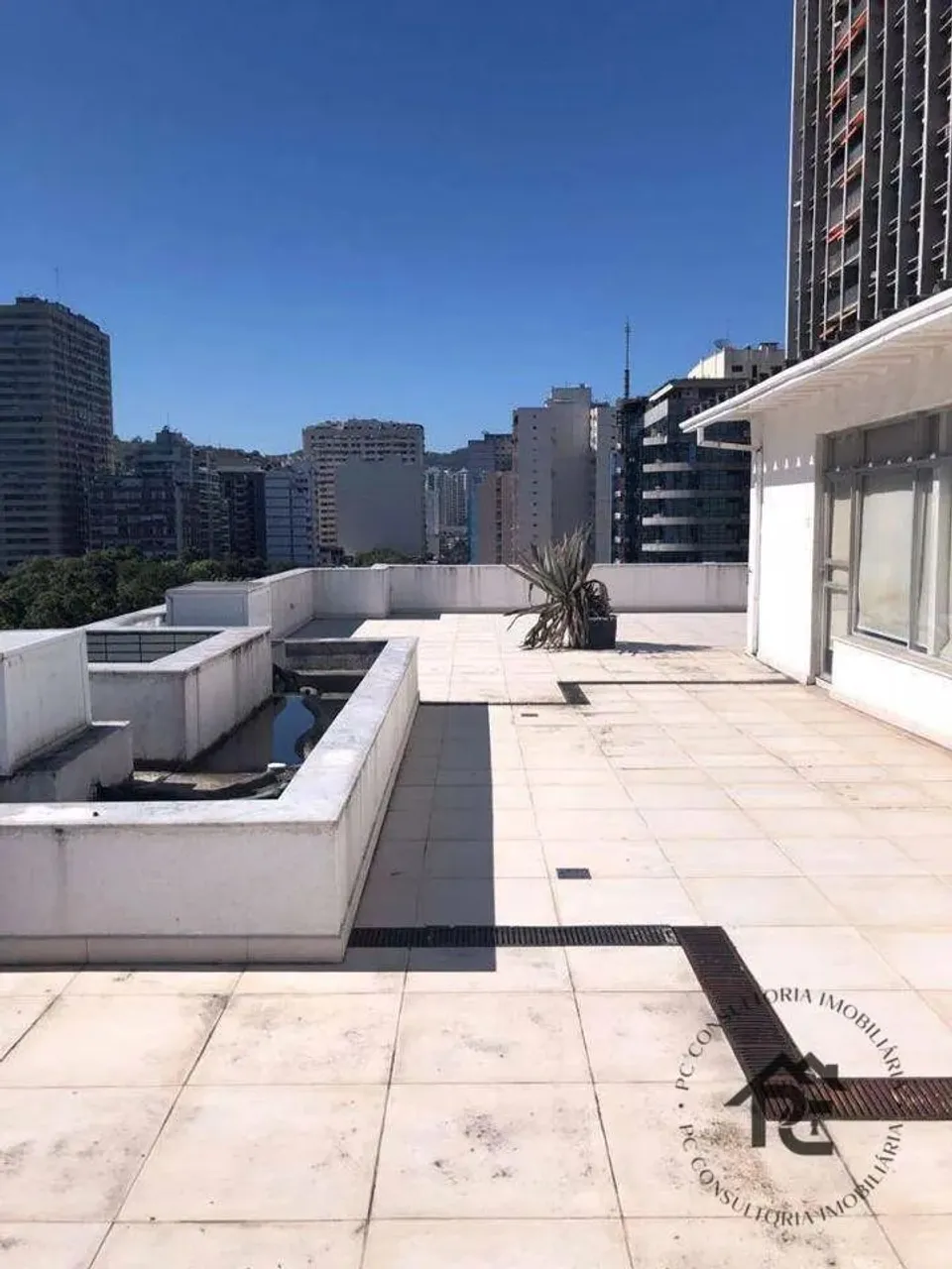 Sala Comercial à venda, Icaraí, Niterói - SA0202.