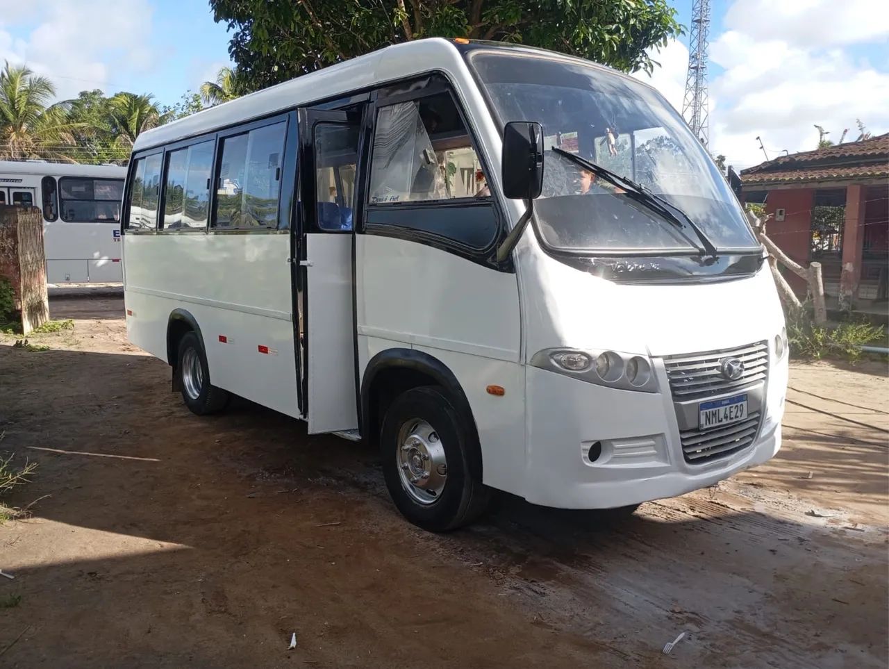 Micro ônibus VOLARE  - Foto 4