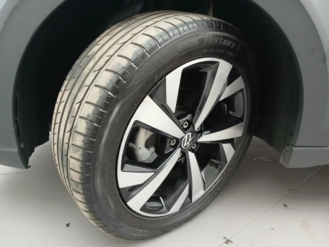 Volkswagen Nivus Highline 1.0 200 TSI Flex Aut., foto 11 de 18