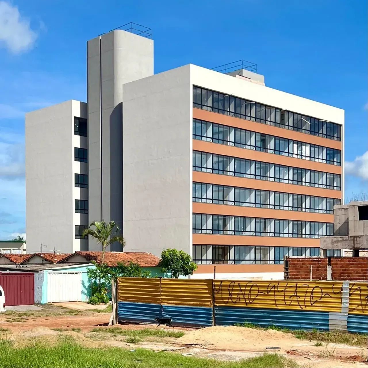 Casa para venda com 60 metros quadrados com 2 quartos - Foto 5