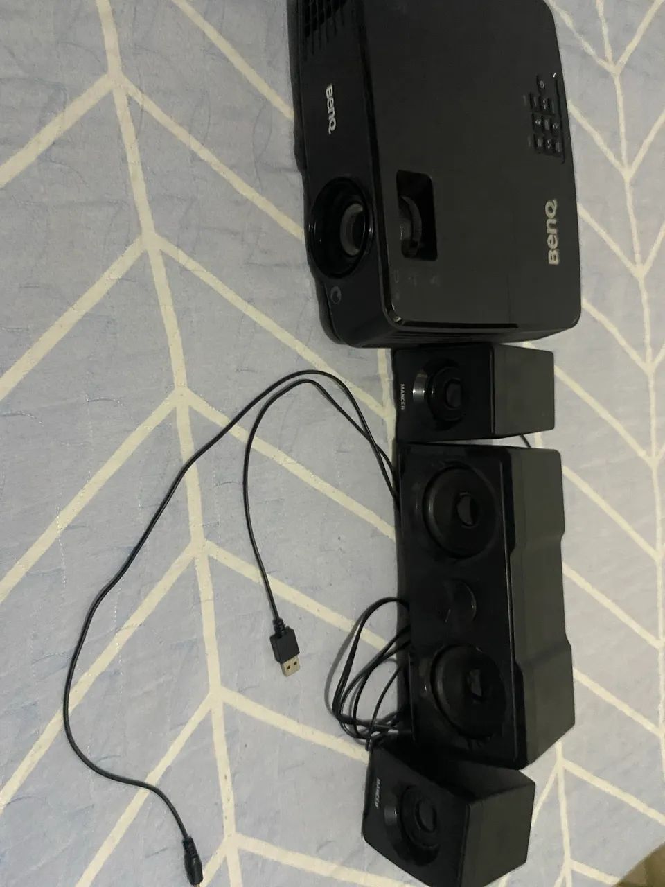 projetor benq + caixa de som - Foto 2
