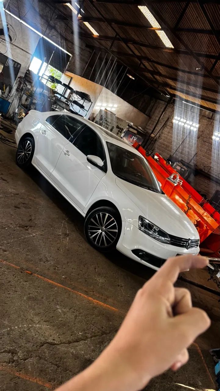 Volkswagen Jetta HIGHLINE 2.0 TSI 16V 4P TIPTRONIC 2013