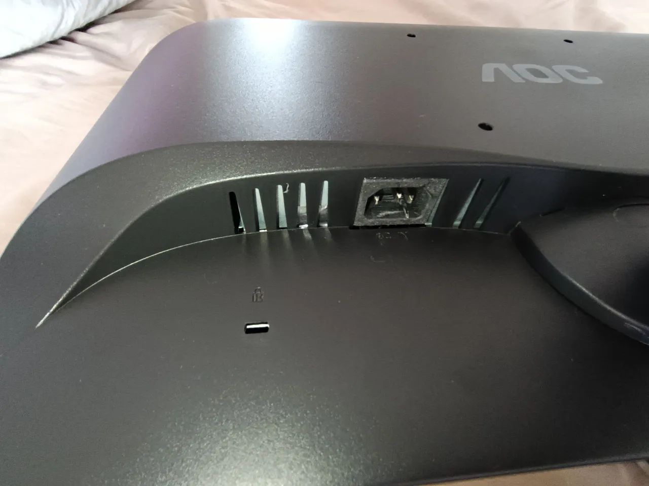 Monitor LCD AOC (modelo F19L) - 19 polegadas - Usado - Foto 4