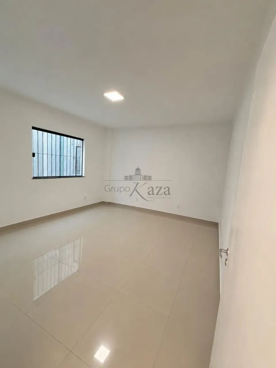 Oportunidade - Ponto Comercial - Villa Branca - 109m². - Foto 3