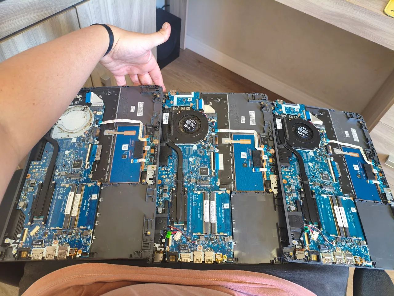 Placa mãe com Palm rest HP 240 G7 funcionando testado. - Foto 4