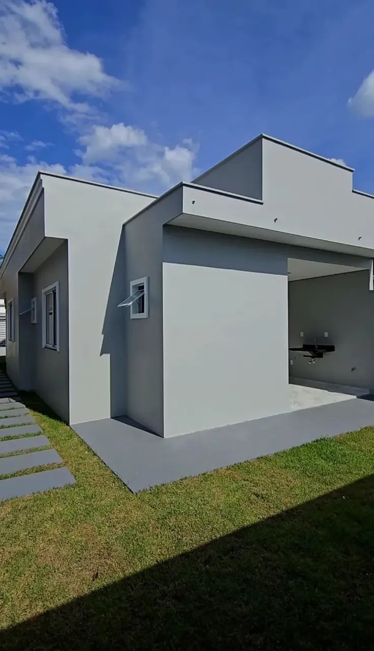 Compre Casa Villa Suiça - Primeira Moradia com 3 Suítes