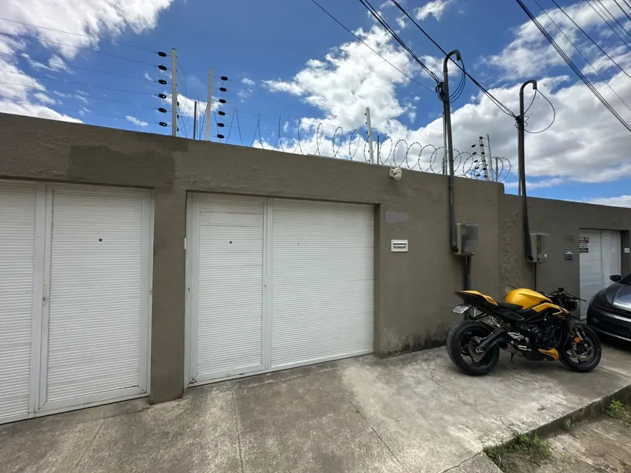 Duplex De 3 Quartos Para Repasse Na Monguba, Na Avenida, Com Varanda No Quarto  . - Foto 4