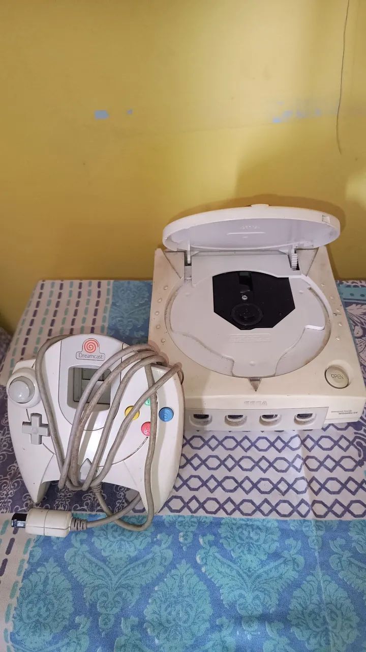 Dreamcast Console 